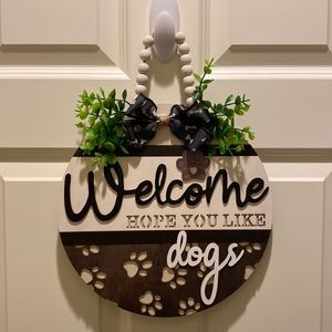 12 x 12 wooden decorative welcome dog sign with Buddha bead hanger